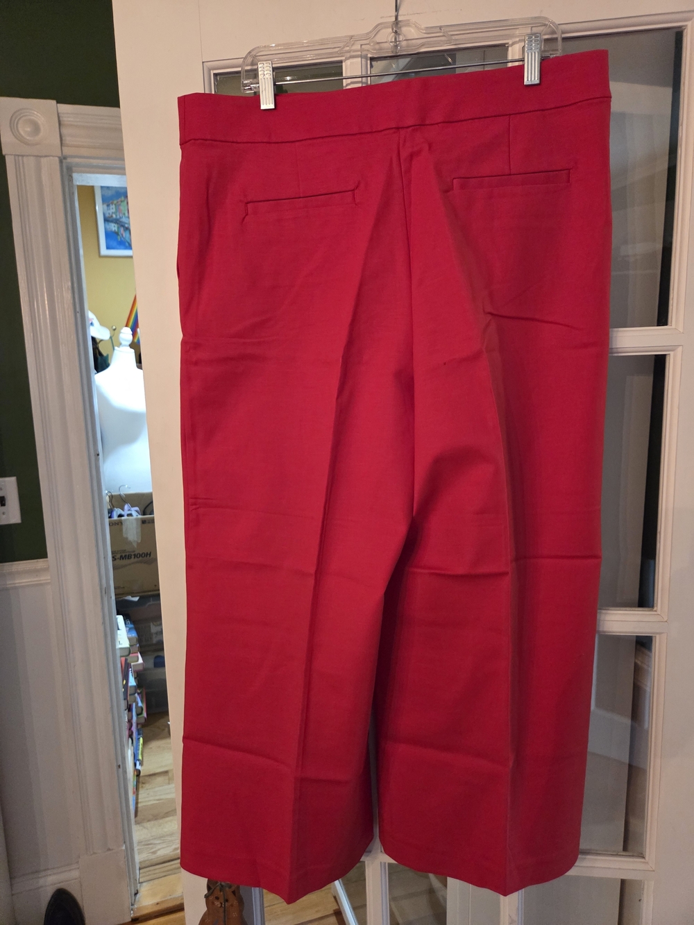 LOFT Red Wide-Leg Cropped Pants - Size 14 - Picture 3 of 9